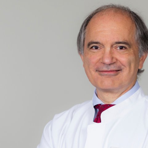 Prof. Dr. Andres Ceballos-Baumann, Chefarzt Neurologie / Parkinson-Fachklinik an der Schön Klinik München Schwabing
