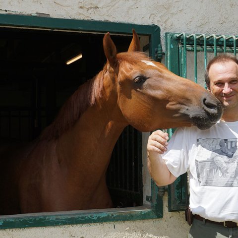 Manfred Bolz ist Geschäftsführer von equimag.